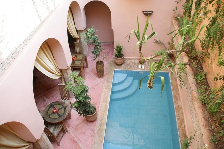 Riad Azenzer