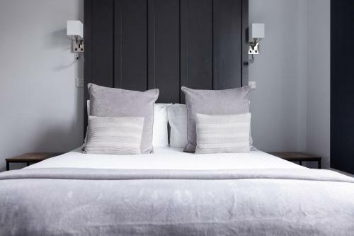 Hotel The Kingston 1