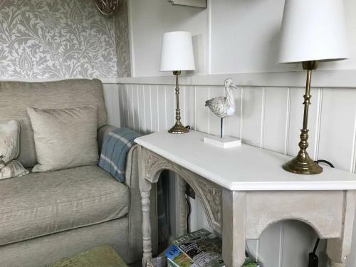 5* Luxury Shepherds Hut