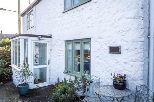 Station House - 2 Bedroom Holiday Home - Lamphey