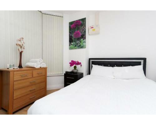 Balmain Apartments