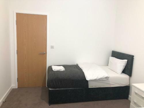 Showcase Apartments - Highcross House