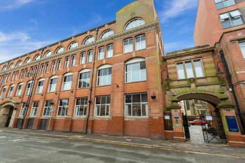 Beautifully Converted City Centre Apartment!