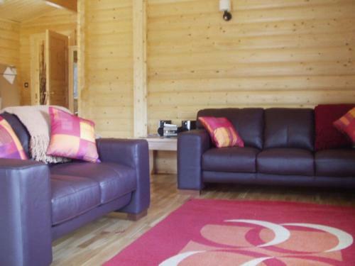 Forest Lodge