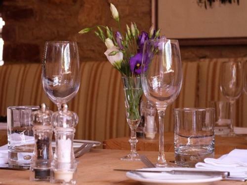 Posada The Plough Inn