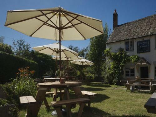 Posada The Plough Inn