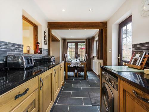 White Hart Cottage