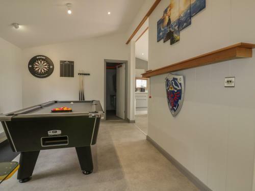 18 Meadow Retreat