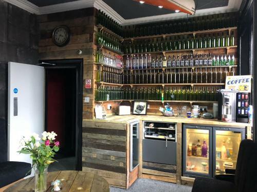 Hostal Liverpool Party Pad