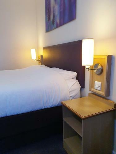 Hotel Stables Inn, Aintree