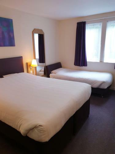 Hotel Stables Inn, Aintree