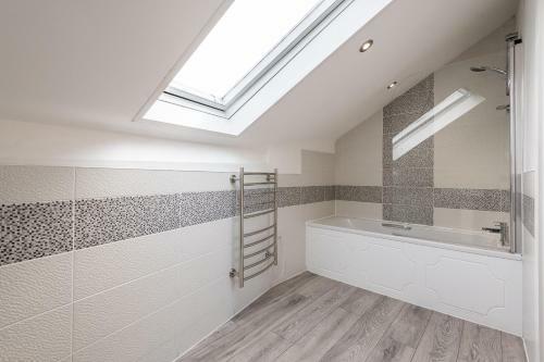 Prestige Stay Aparthotel - Cavern Quarter Party Apartments