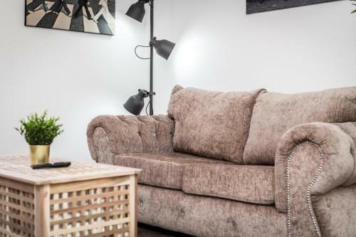 Prestige Stay Aparthotel - Cavern Quarter Party Apartments