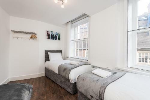 Prestige Stay Aparthotel - Cavern Quarter Party Apartments