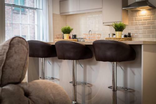 Prestige Stay Aparthotel - Cavern Quarter Party Apartments