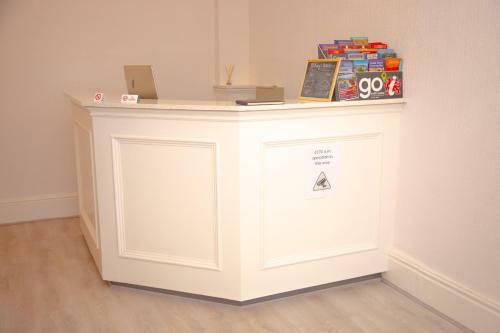Hostal Carmel House