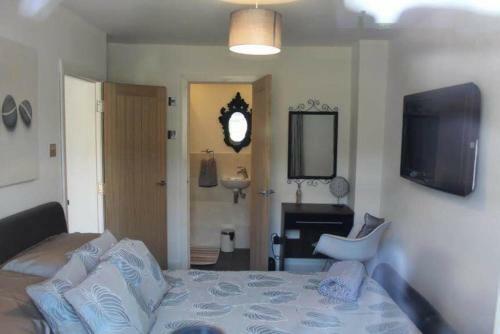 Detached House With Amazing Sea View By Llandudno