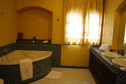Hostal Dar Tahra