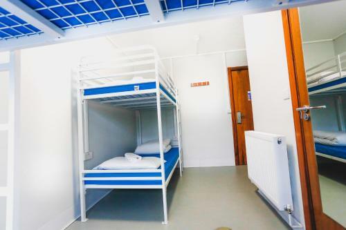 Via Limehouse Hostel