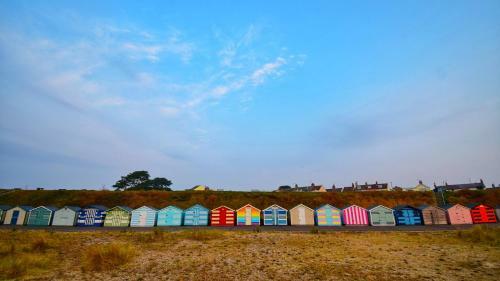 4 Sea View Walk Pakefield