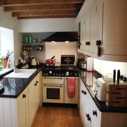 Eaves Cottage