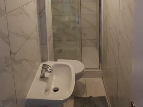 Hostal New Sunview Guest House