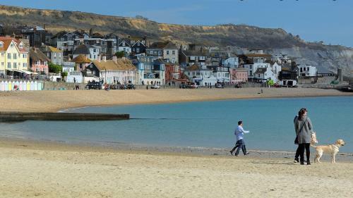 Apartamento The Hut Lyme Regis