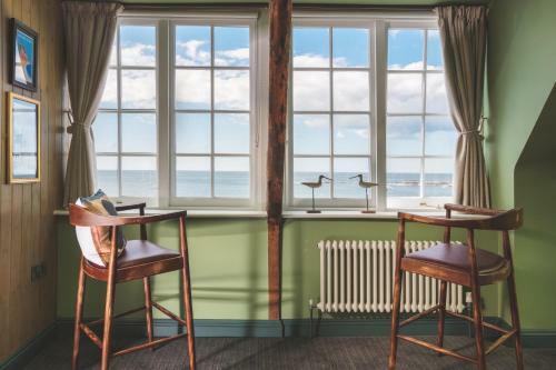 Posada Rock Point Inn