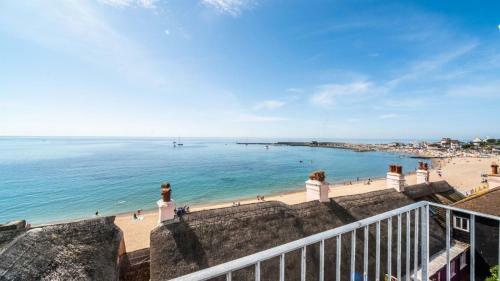 3 Beach Way House