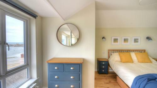 3 Beach Way House