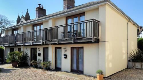 3 Dorset Mews