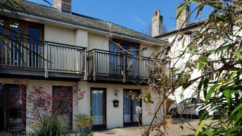 3 Dorset Mews