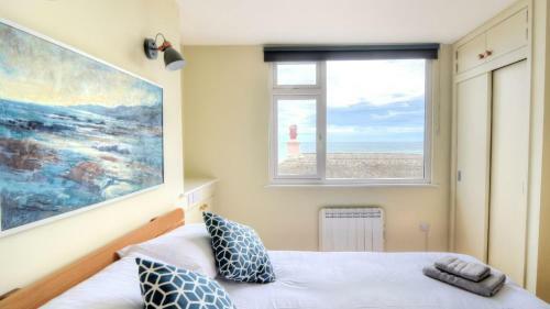 2 Beach Way House