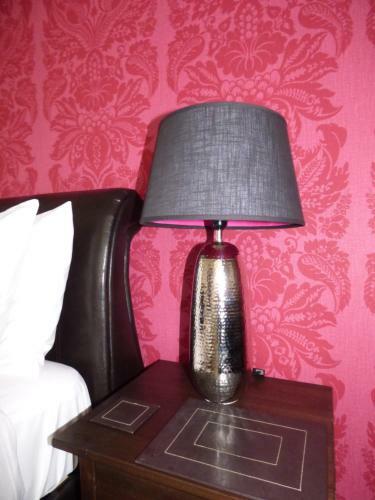 Hostal The Cross Guest House