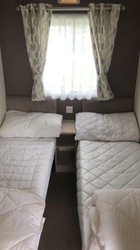 L76 Mablethorpe Chalet Park
