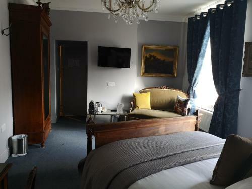 Blue Boar Hotel