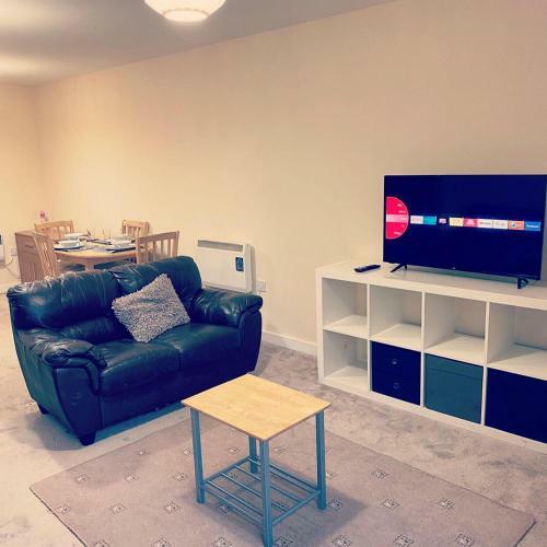 Immaculate 2-bed Apartment In Manchester