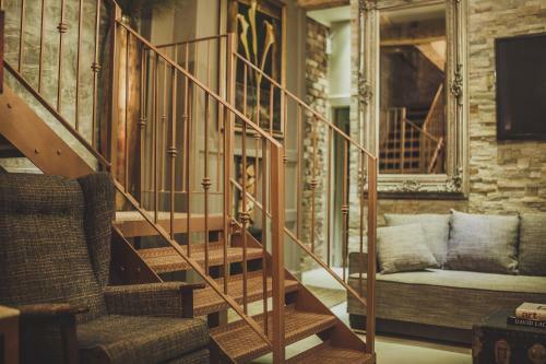 The Cow Hollow Hotel