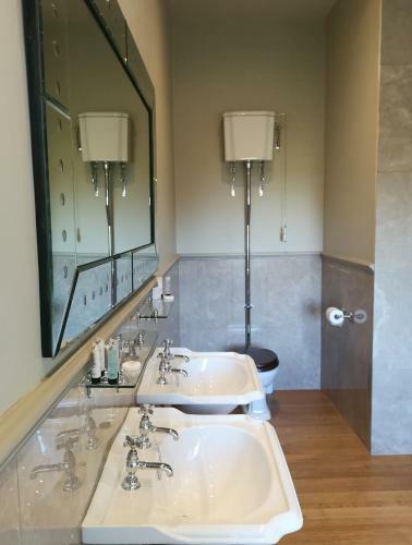 Bed & Breakfast Cleatham Hall