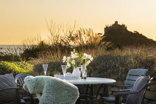 Trevara, Marazion