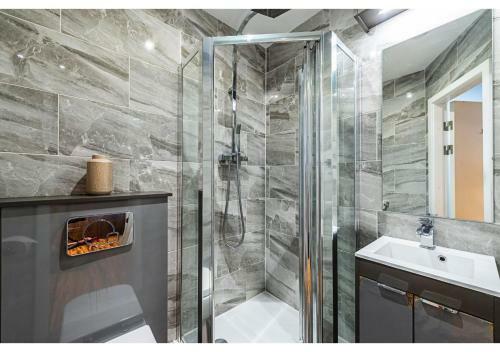 Modern Studios And Apartments, Manchester - Sk