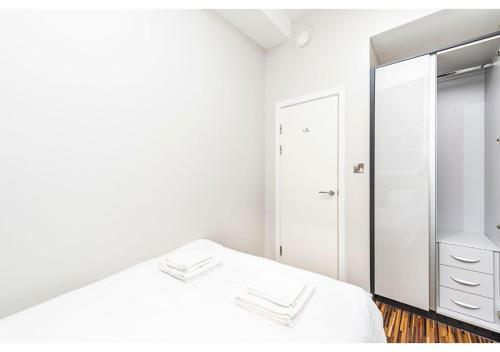 Modern Studios And Apartments, Manchester - Sk