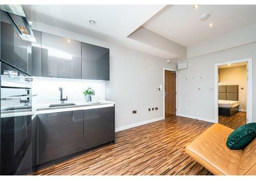 Modern Studios And Apartments, Manchester - Sk