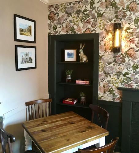 Kings Arms Hotel