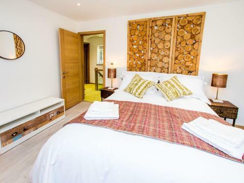 James' Place @ The Brecon Beacons