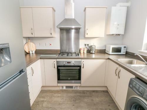 10 Belfrey Close