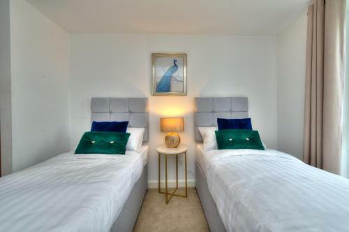 Executive Oakgrove Apartment