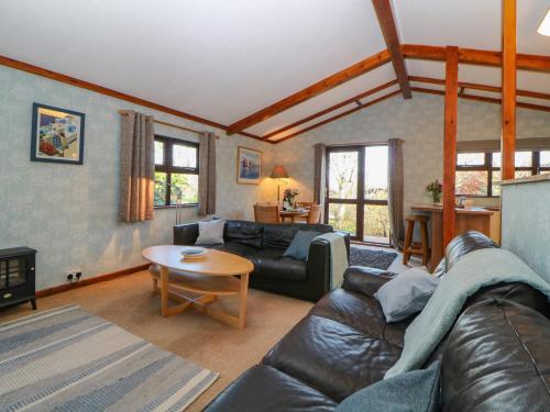 Dewbury Lodge
