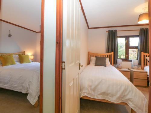 Dewbury Lodge