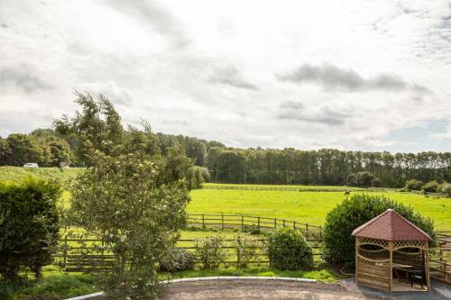 Hostal Ballycanal Moira- Guest House And Self-catering
